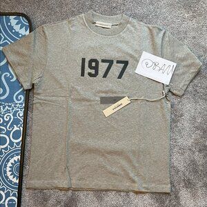 FOG - Fear of God Essentials / Dark Oatmeal T-Shirt - (READ DESCRIPTION)